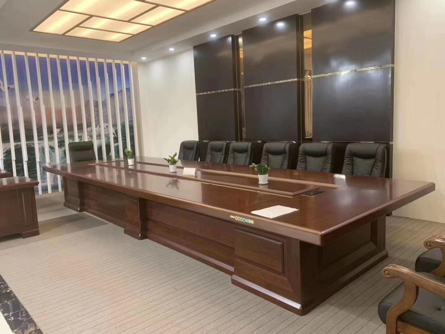 F.jpg